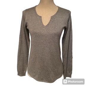 KOOKAI SWEATER HENLEY GRAY SILVER ACCENT LONG SLEEVE SIZE 1 S